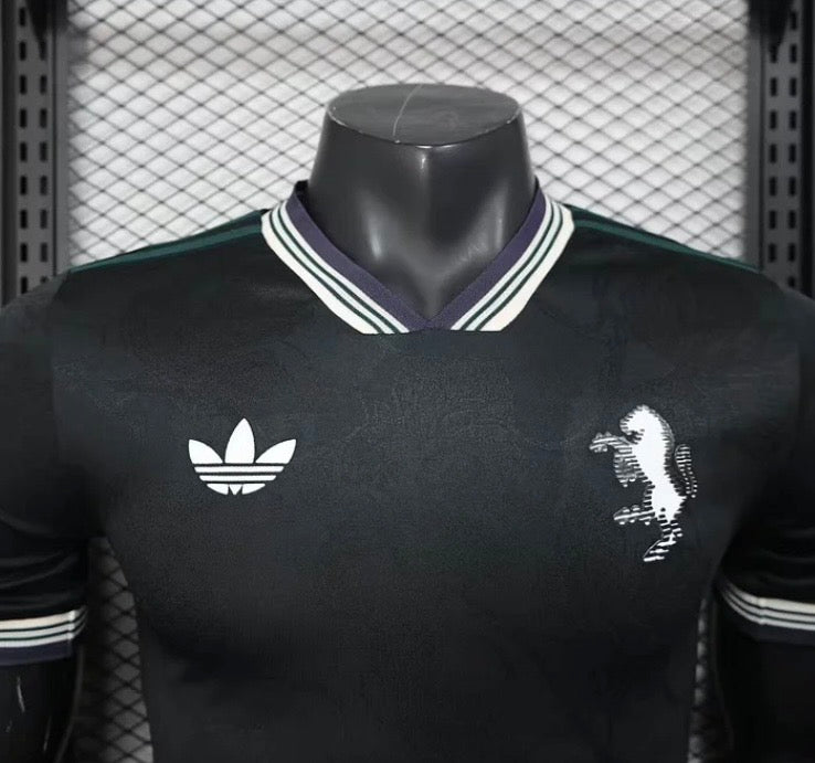 25/26 Juventus Away Shirt