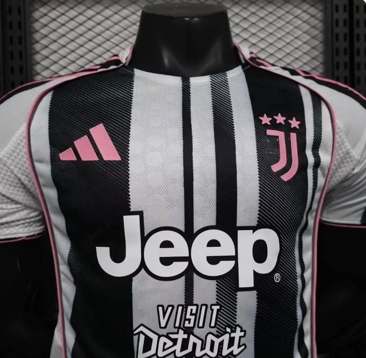 25/26 Juventus Home Shirt