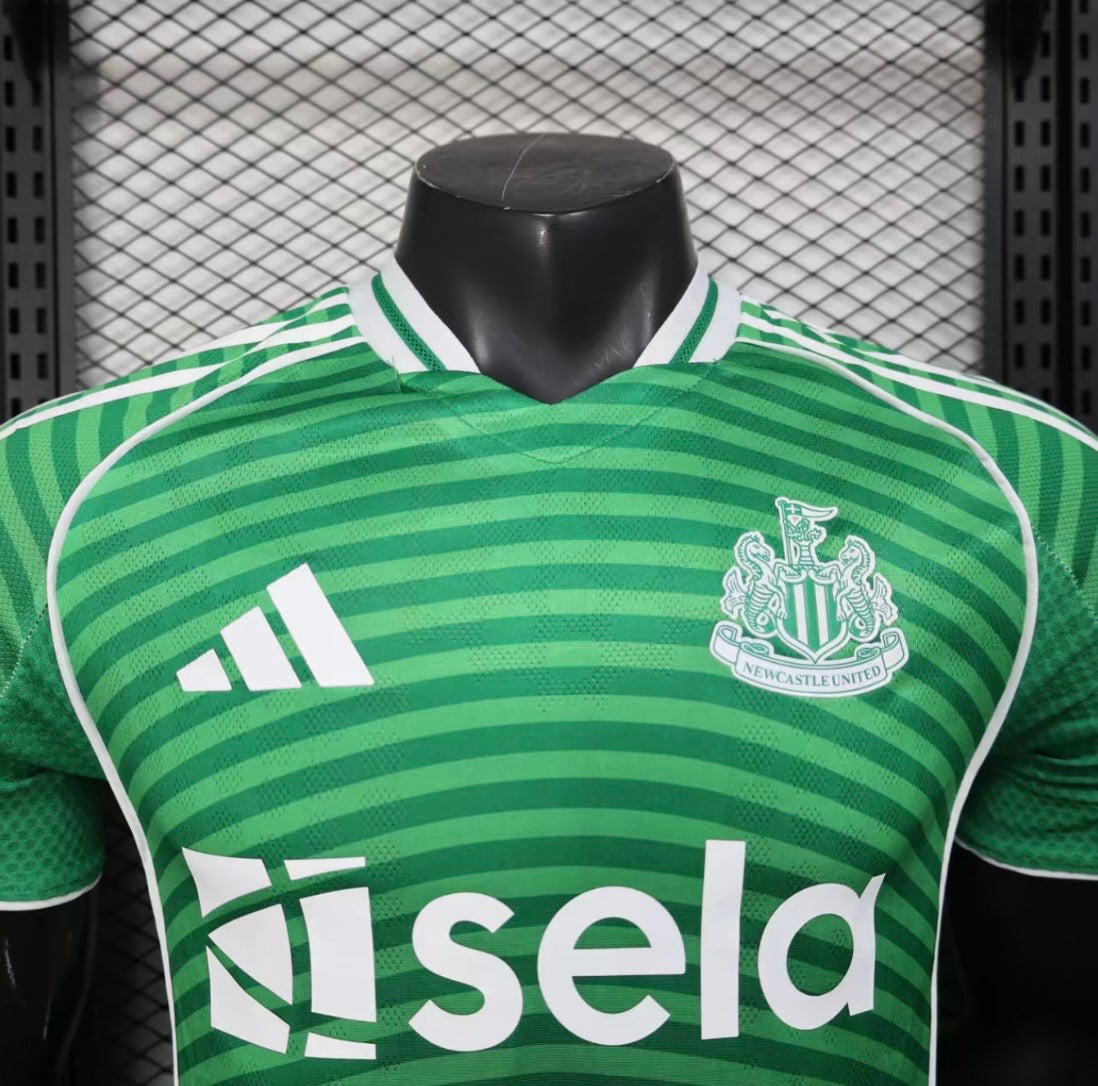 25/26 Newcastle United Away Shirt
